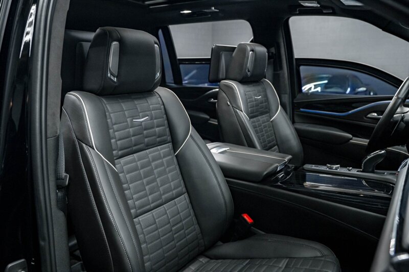 2023 Cadillac Escalade-V ESV - Photo 40 - Huntington Beach, CA 92649
