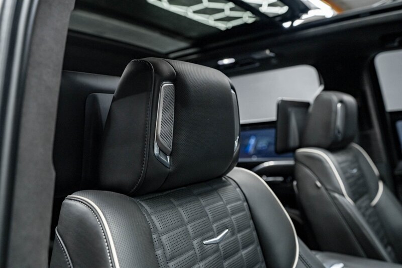 2023 Cadillac Escalade-V ESV - Photo 41 - Huntington Beach, CA 92649