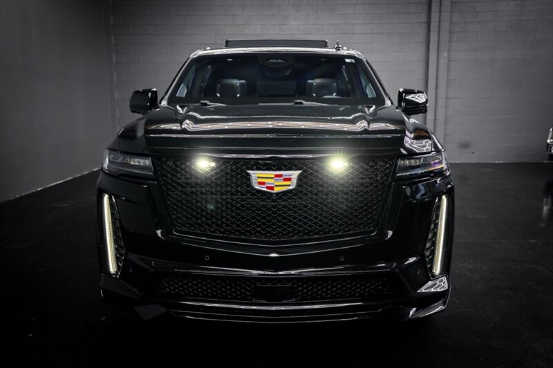 2023 Cadillac Escalade-V ESV - Photo 58 - Huntington Beach, CA 92649