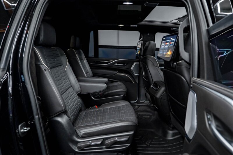 2023 Cadillac Escalade-V ESV - Photo 74 - Huntington Beach, CA 92649