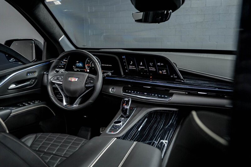 2023 Cadillac Escalade-V ESV - Photo 78 - Huntington Beach, CA 92649