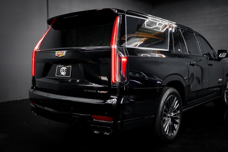 2023 Cadillac Escalade-V ESV - Photo 66 - Huntington Beach, CA 92649