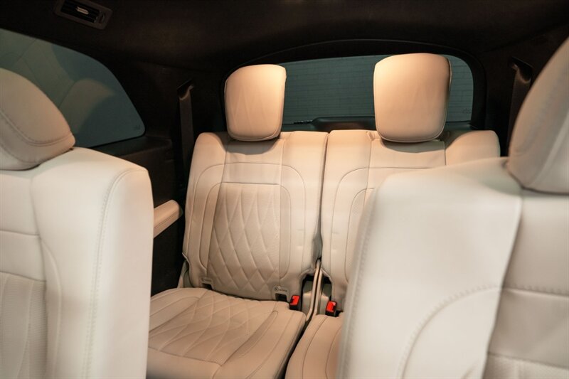 2024 Mercedes-Benz AMG GLS 63 - Photo 24 - Huntington Beach, CA 92649