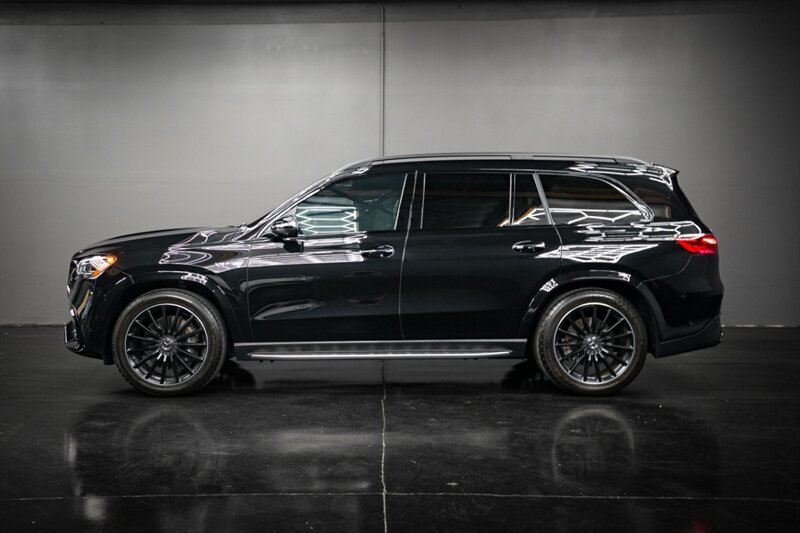2024 Mercedes-Benz AMG GLS 63 - Photo 2 - Huntington Beach, CA 92649
