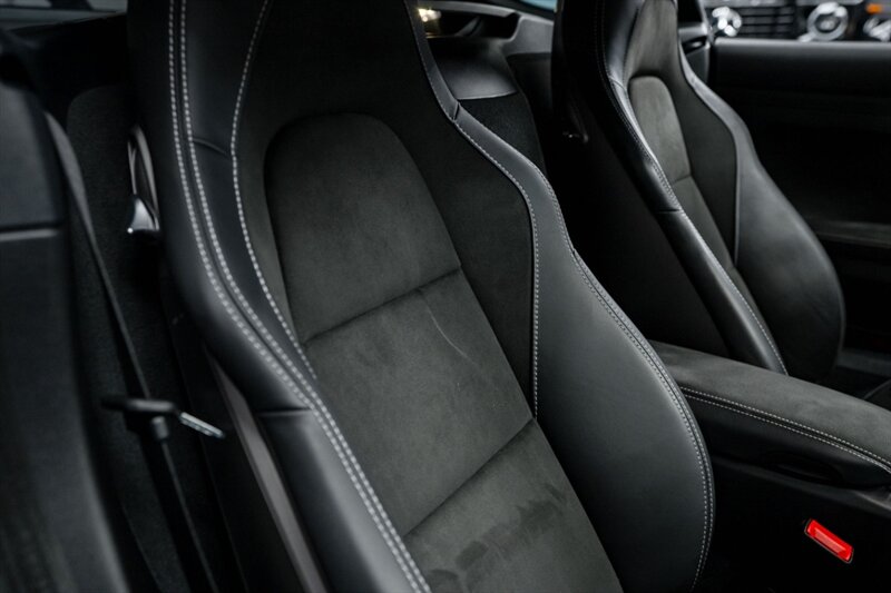 2023 Porsche 718 Cayman GT4 - Photo 43 - Huntington Beach, CA 92649