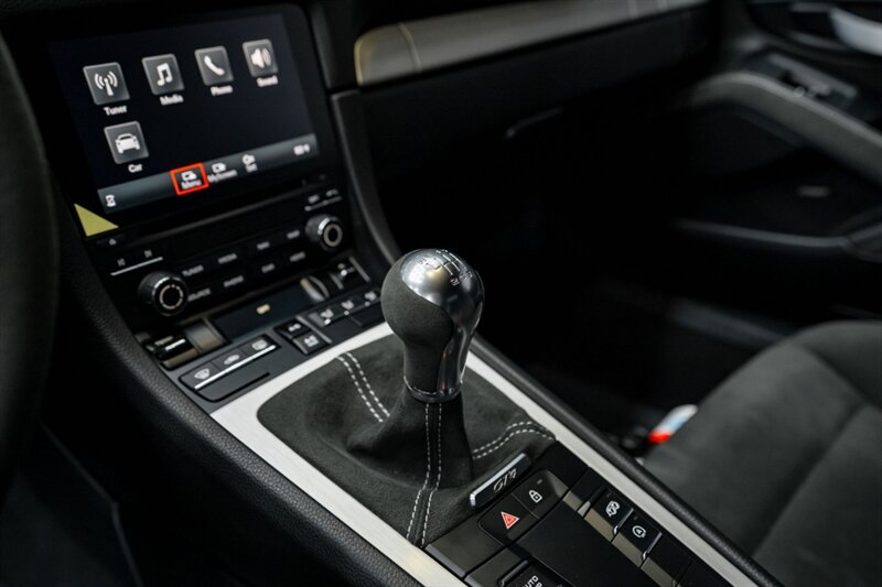 2023 Porsche 718 Cayman GT4 - Photo 33 - Huntington Beach, CA 92649