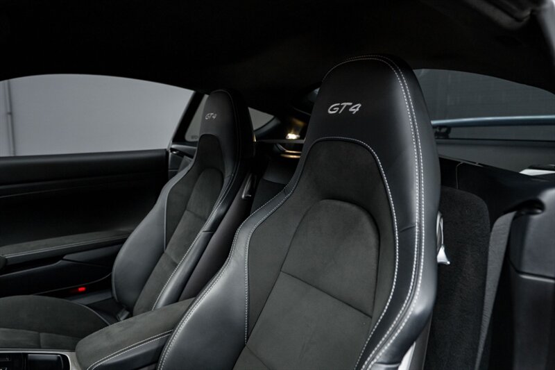 2023 Porsche 718 Cayman GT4 - Photo 23 - Huntington Beach, CA 92649
