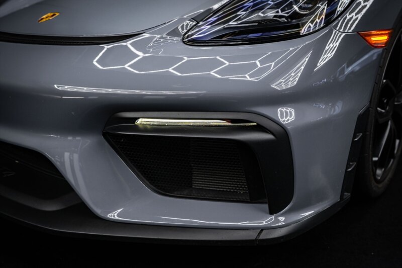 2023 Porsche 718 Cayman GT4 - Photo 13 - Huntington Beach, CA 92649