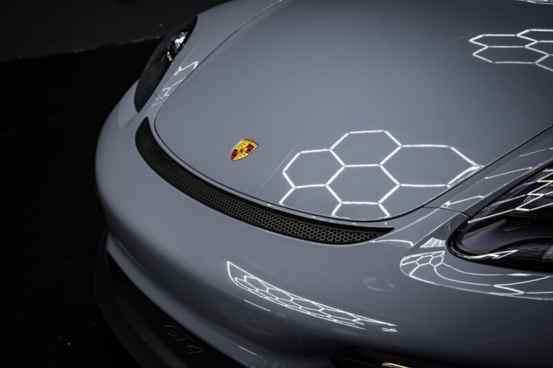 2023 Porsche 718 Cayman GT4 - Photo 10 - Huntington Beach, CA 92649