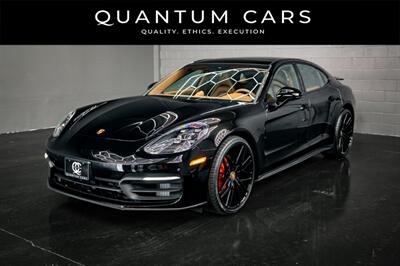 2022 Porsche Panamera Sedan