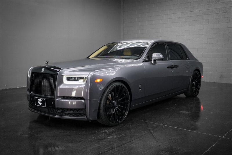 2019 Rolls-Royce Phantom   - Photo 1 - Huntington Beach, CA 92649