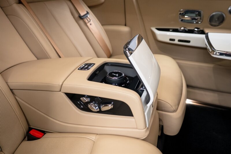 2019 Rolls-Royce Phantom - Photo 5 - Huntington Beach, CA 92649