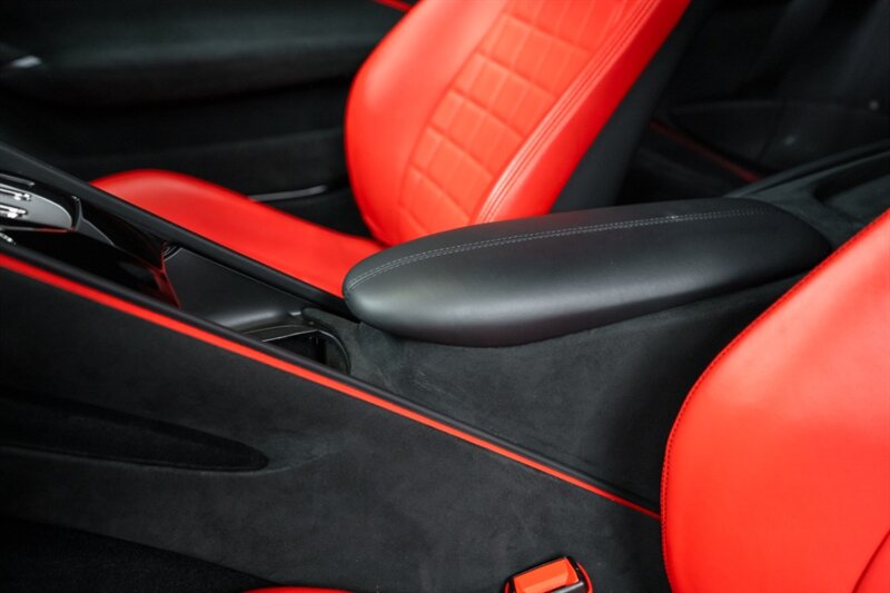 2023 Ferrari Roma - Photo 19 - Huntington Beach, CA 92649