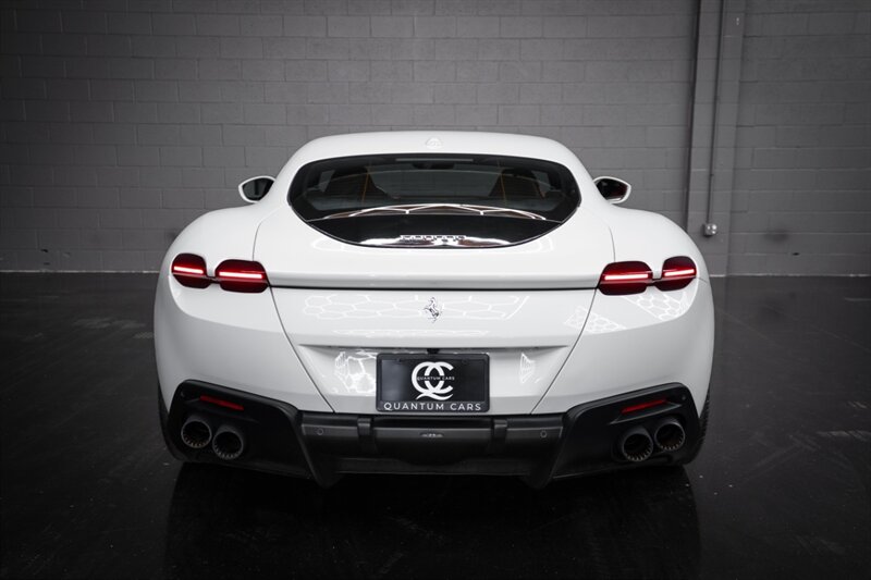 2023 Ferrari Roma - Photo 31 - Huntington Beach, CA 92649