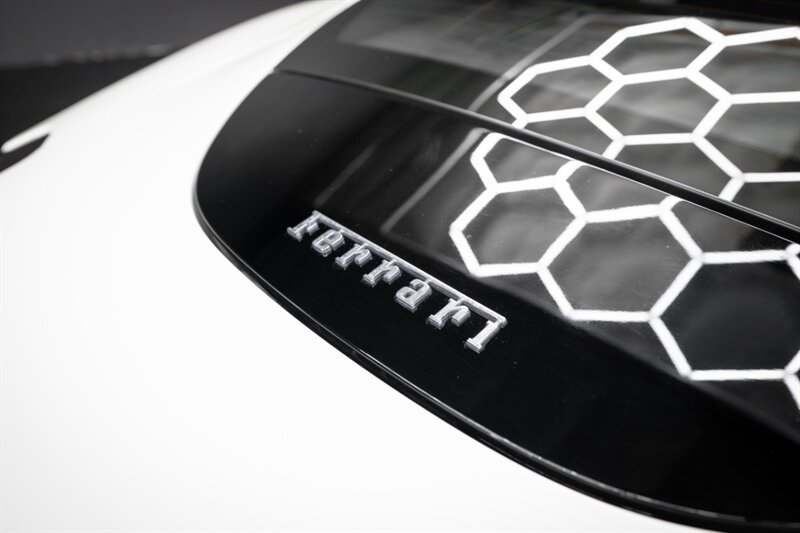 2023 Ferrari Roma - Photo 36 - Huntington Beach, CA 92649