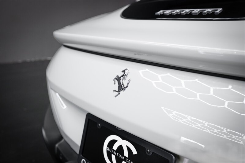 2023 Ferrari Roma - Photo 43 - Huntington Beach, CA 92649
