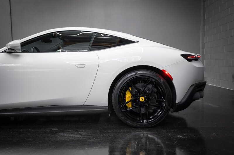 2023 Ferrari Roma - Photo 49 - Huntington Beach, CA 92649