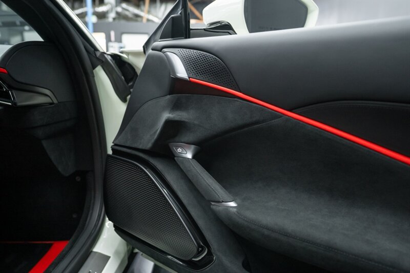 2023 Ferrari Roma - Photo 17 - Huntington Beach, CA 92649