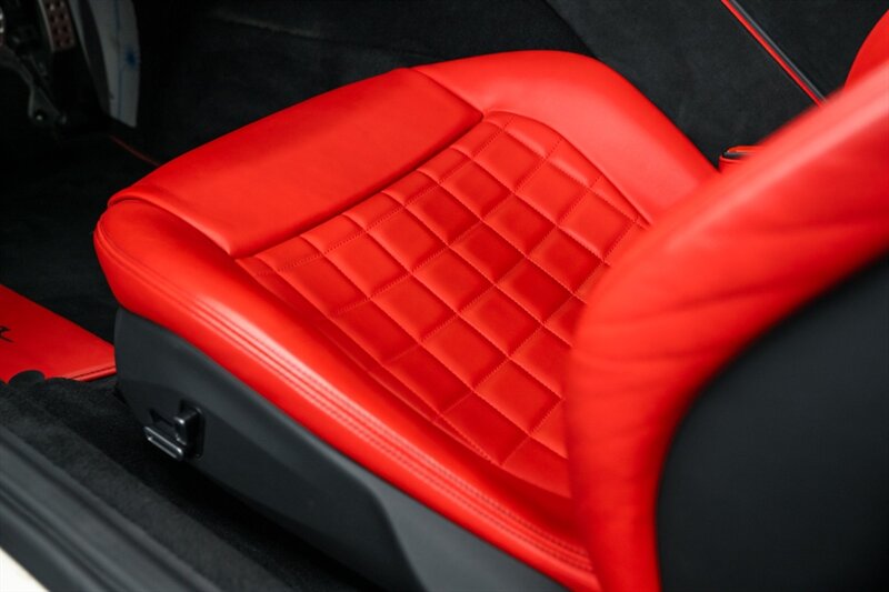 2023 Ferrari Roma - Photo 38 - Huntington Beach, CA 92649