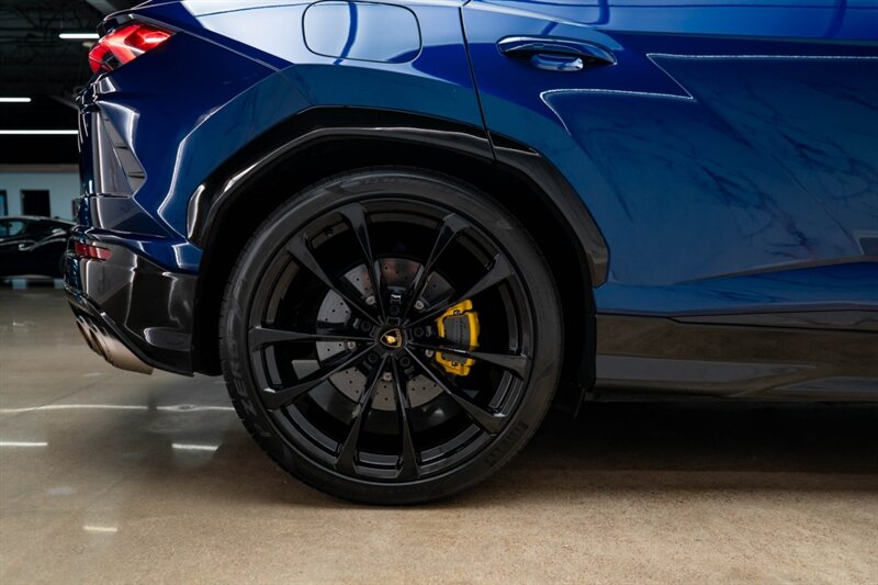 2021 Lamborghini Urus Base - Photo 10