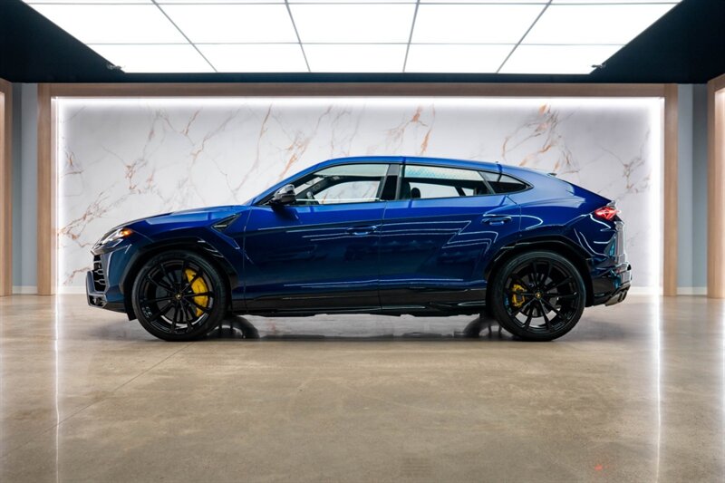2021 Lamborghini Urus Base - Photo 6