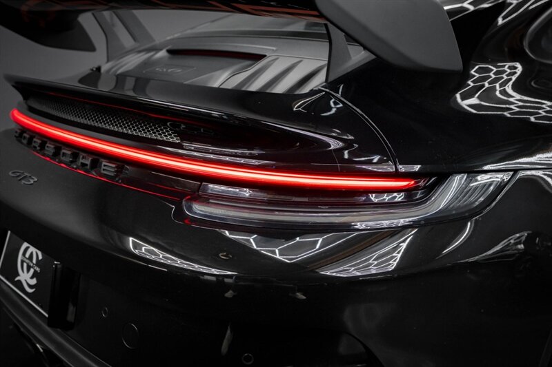 2022 Porsche 911 GT3 - Photo 26 - Huntington Beach, CA 92649
