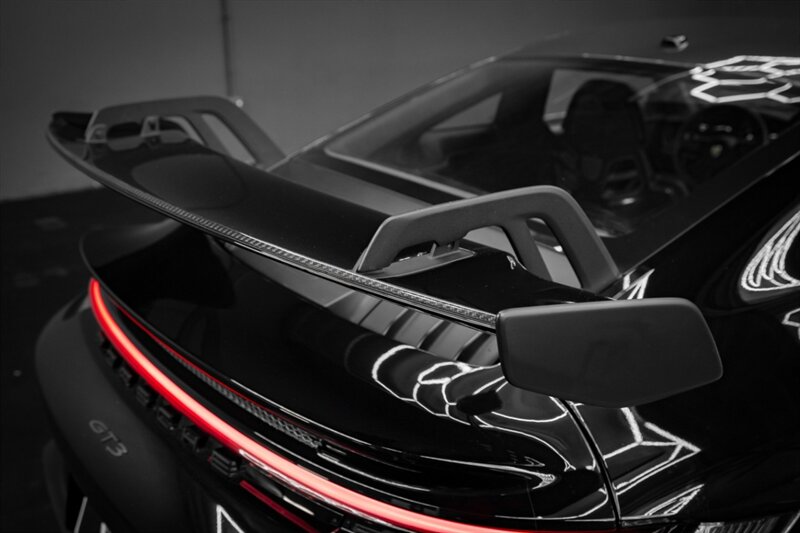 2022 Porsche 911 GT3 - Photo 22 - Huntington Beach, CA 92649
