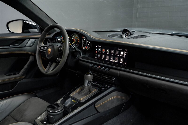 2022 Porsche 911 GT3 - Photo 16 - Huntington Beach, CA 92649