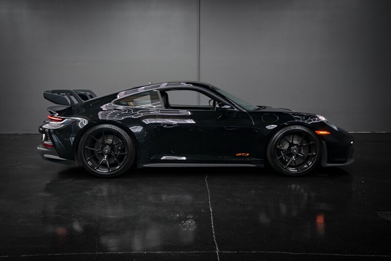 2022 Porsche 911 GT3 - Photo 15 - Huntington Beach, CA 92649