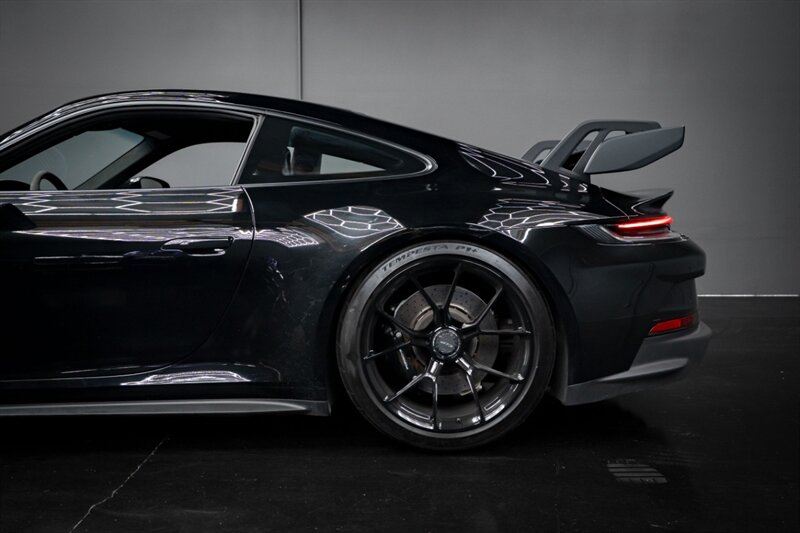 2022 Porsche 911 GT3 - Photo 8 - Huntington Beach, CA 92649