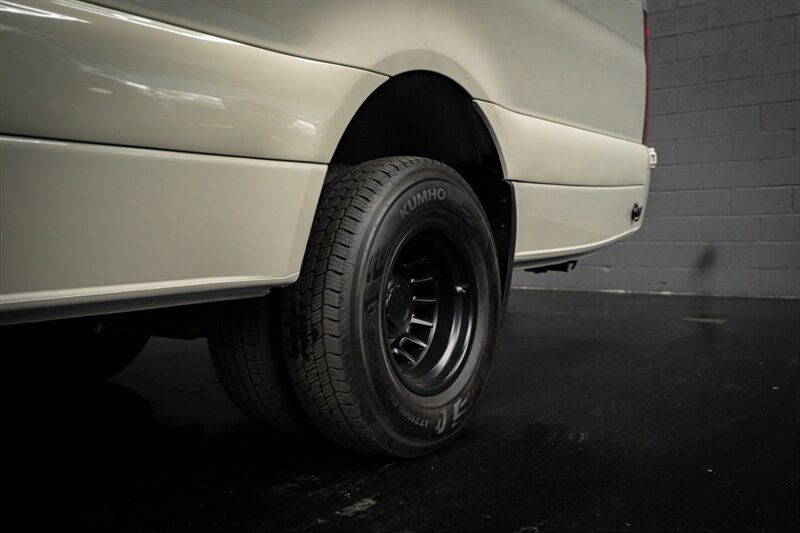 2025 Mercedes-Benz Sprinter 3500XD - Photo 14 - Huntington Beach, CA 92649