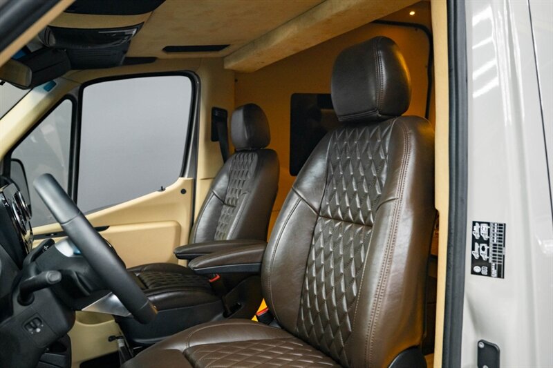2025 Mercedes-Benz Sprinter 3500XD - Photo 17 - Huntington Beach, CA 92649