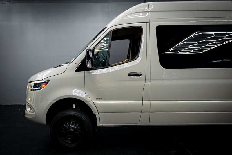 2025 Mercedes-Benz Sprinter 3500XD - Photo 4 - Huntington Beach, CA 92649