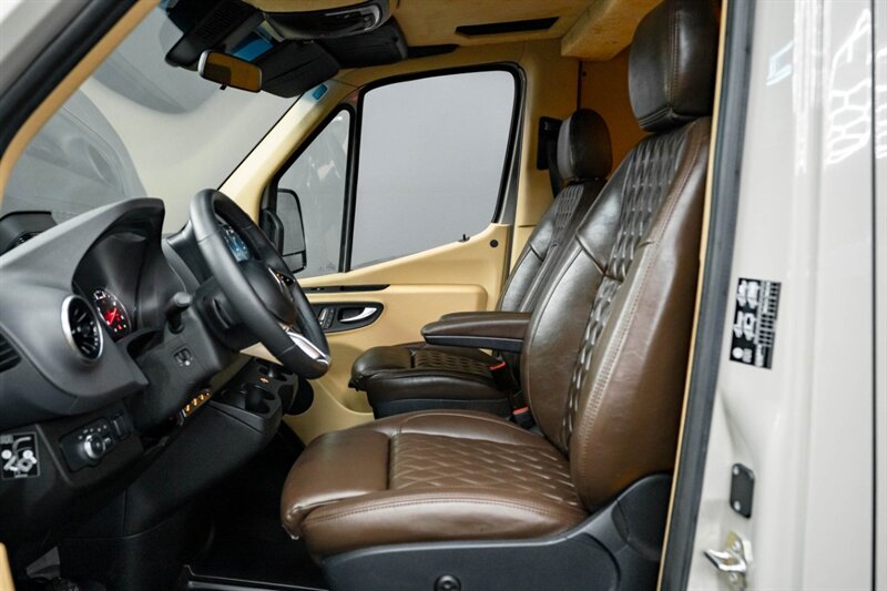 2025 Mercedes-Benz Sprinter 3500XD - Photo 16 - Huntington Beach, CA 92649