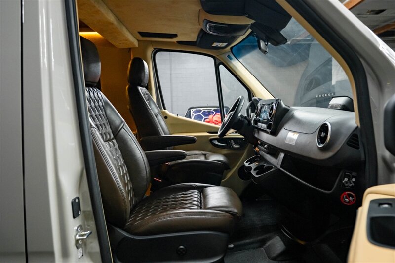 2025 Mercedes-Benz Sprinter 3500XD - Photo 30 - Huntington Beach, CA 92649