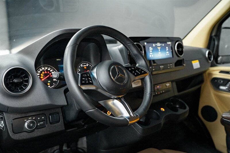 2025 Mercedes-Benz Sprinter 3500XD - Photo 21 - Huntington Beach, CA 92649