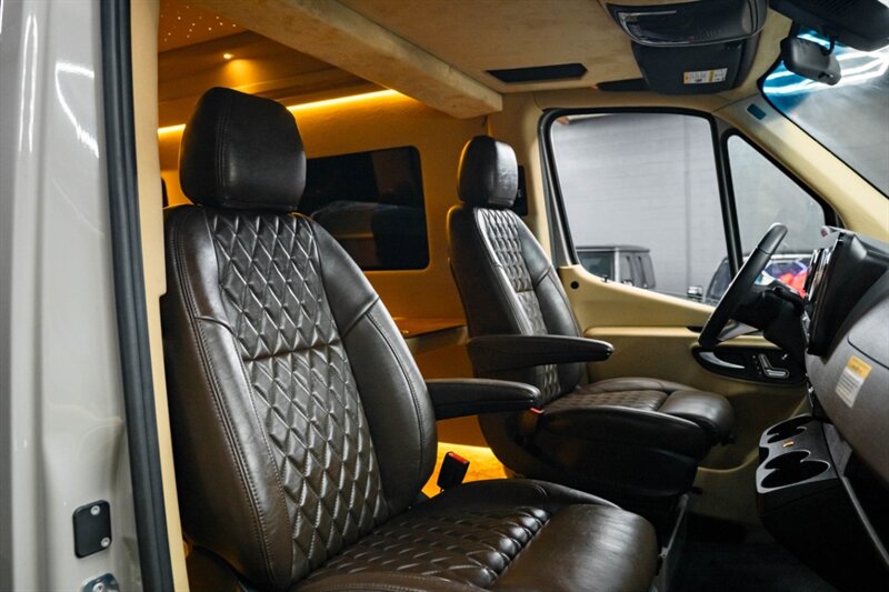 2025 Mercedes-Benz Sprinter 3500XD - Photo 31 - Huntington Beach, CA 92649