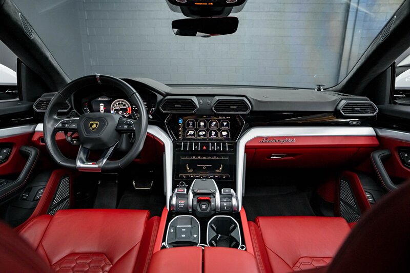 2020 Lamborghini Urus - Photo 5 - Huntington Beach, CA 92649