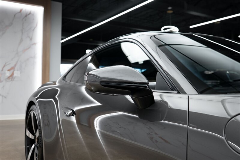 2022 Porsche 911 Carrera 4S - Photo 11 - Scottsdale, AZ 85258