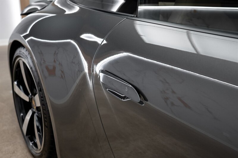 2022 Porsche 911 Carrera 4S - Photo 13 - Scottsdale, AZ 85258