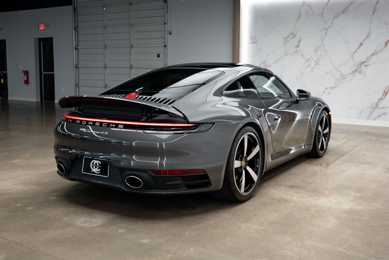 2022 Porsche 911 Carrera 4S - Photo 8 - Scottsdale, AZ 85258