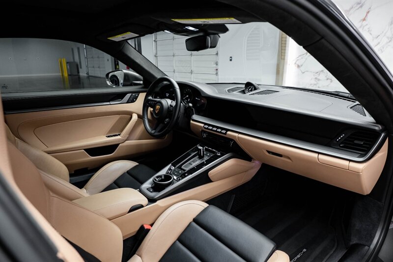 2022 Porsche 911 Carrera 4S - Photo 50 - Scottsdale, AZ 85258