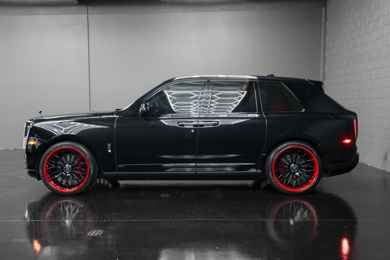 2021 Rolls-Royce Black Badge Cullinan   - Photo 73 - Huntington Beach, CA 92649