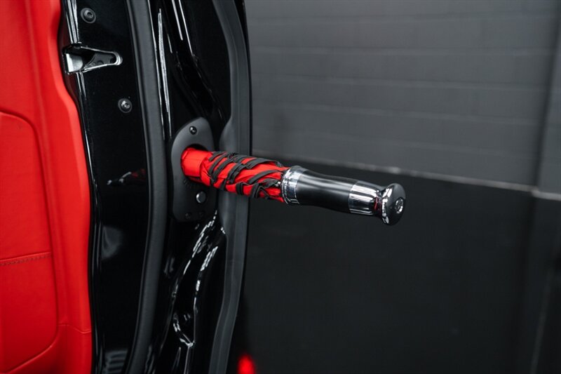 2021 Rolls-Royce Black Badge Cullinan   - Photo 28 - Huntington Beach, CA 92649