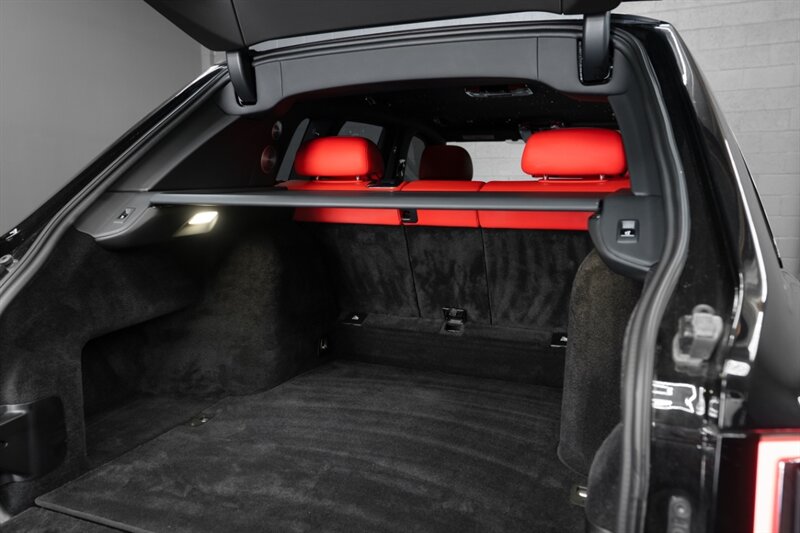 2021 Rolls-Royce Black Badge Cullinan   - Photo 59 - Huntington Beach, CA 92649