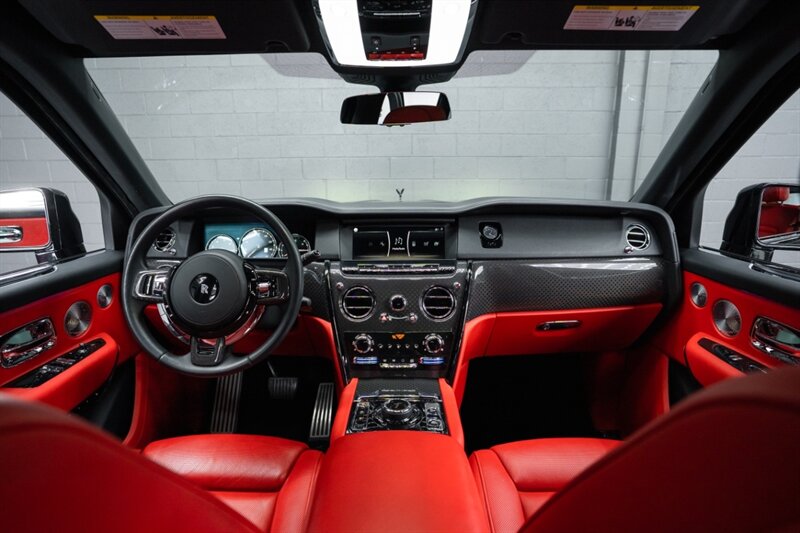 2021 Rolls-Royce Black Badge Cullinan   - Photo 6 - Huntington Beach, CA 92649