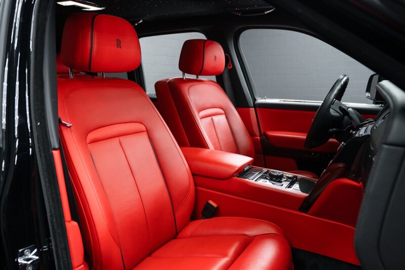 2021 Rolls-Royce Black Badge Cullinan   - Photo 15 - Huntington Beach, CA 92649