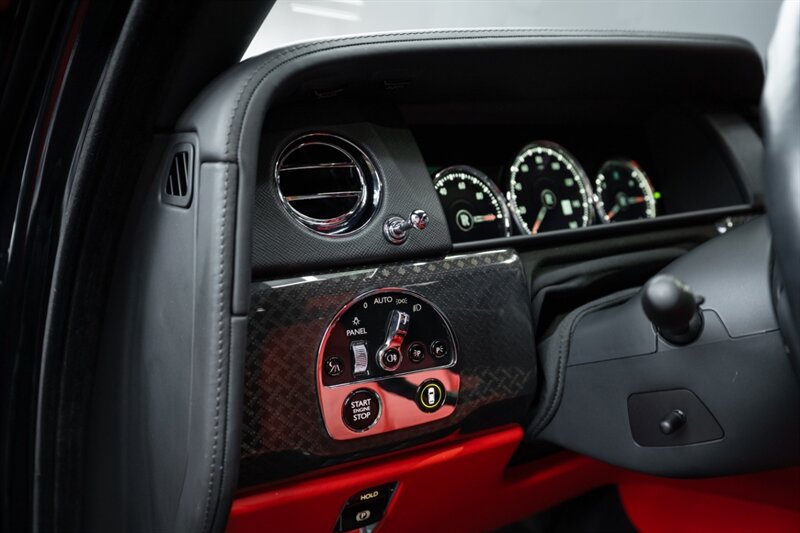 2021 Rolls-Royce Black Badge Cullinan   - Photo 76 - Huntington Beach, CA 92649