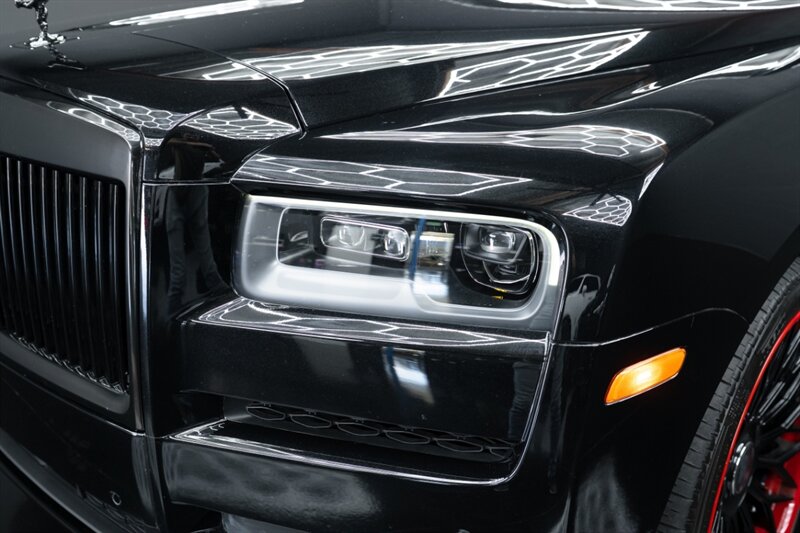 2021 Rolls-Royce Black Badge Cullinan   - Photo 37 - Huntington Beach, CA 92649
