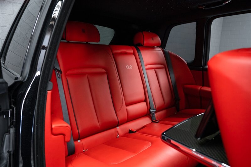 2021 Rolls-Royce Black Badge Cullinan   - Photo 45 - Huntington Beach, CA 92649